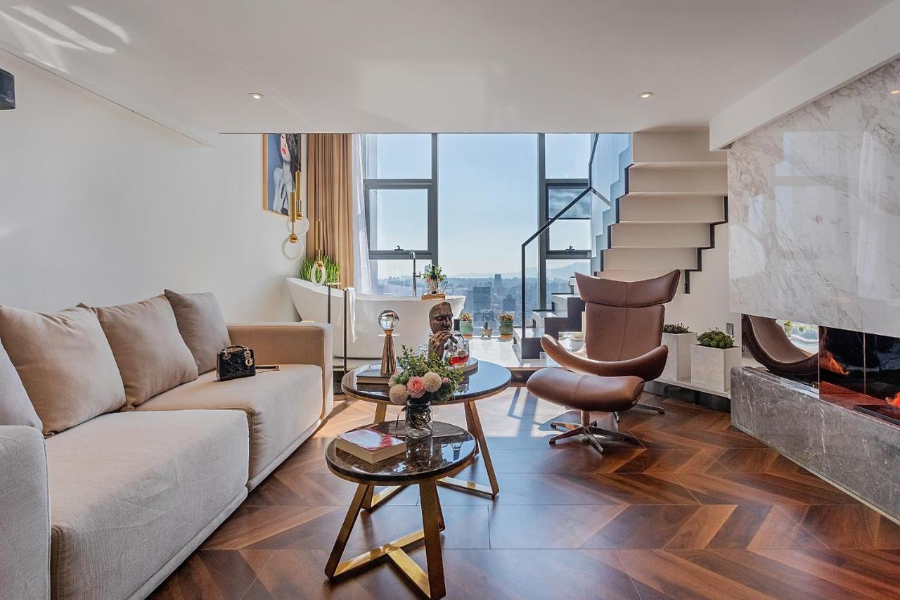 Kunming Hotel High Sky View Apartment Buitenkant foto